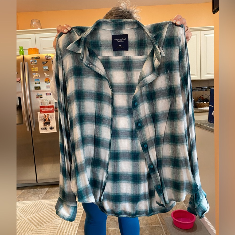 American eagle button up
